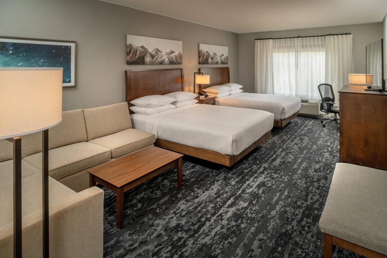 Delta Hotels By Marriott Huntington Mall Barboursville Kültér fotó