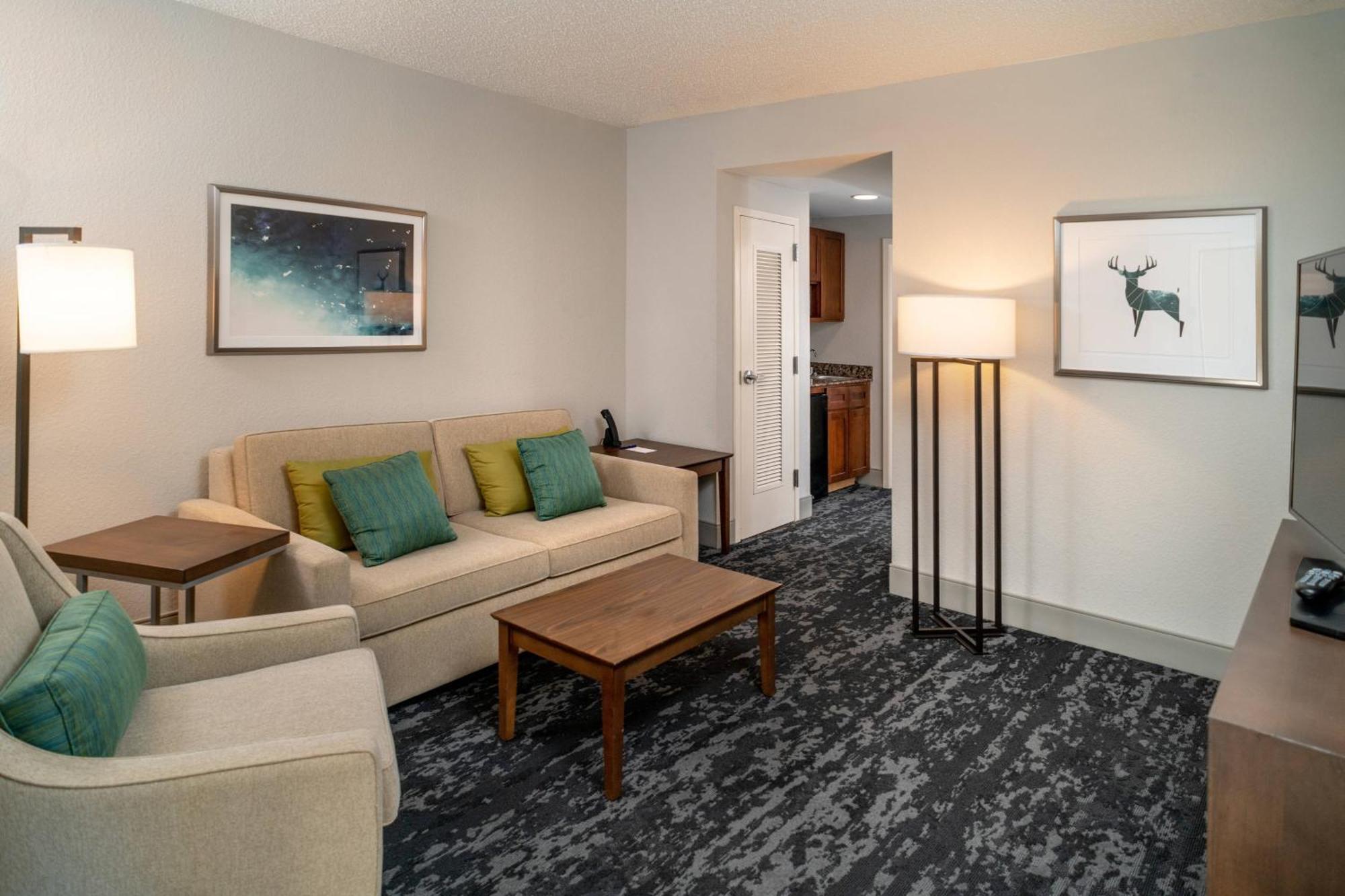 Delta Hotels By Marriott Huntington Mall Barboursville Kültér fotó