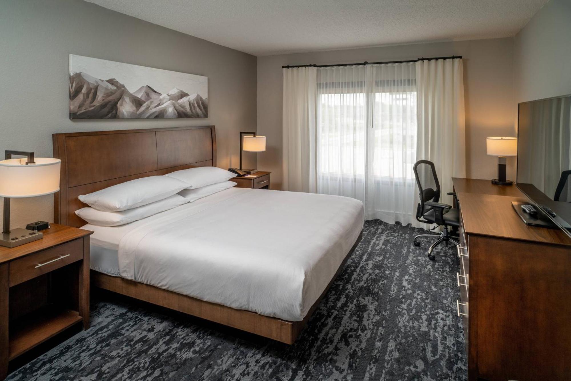Delta Hotels By Marriott Huntington Mall Barboursville Kültér fotó