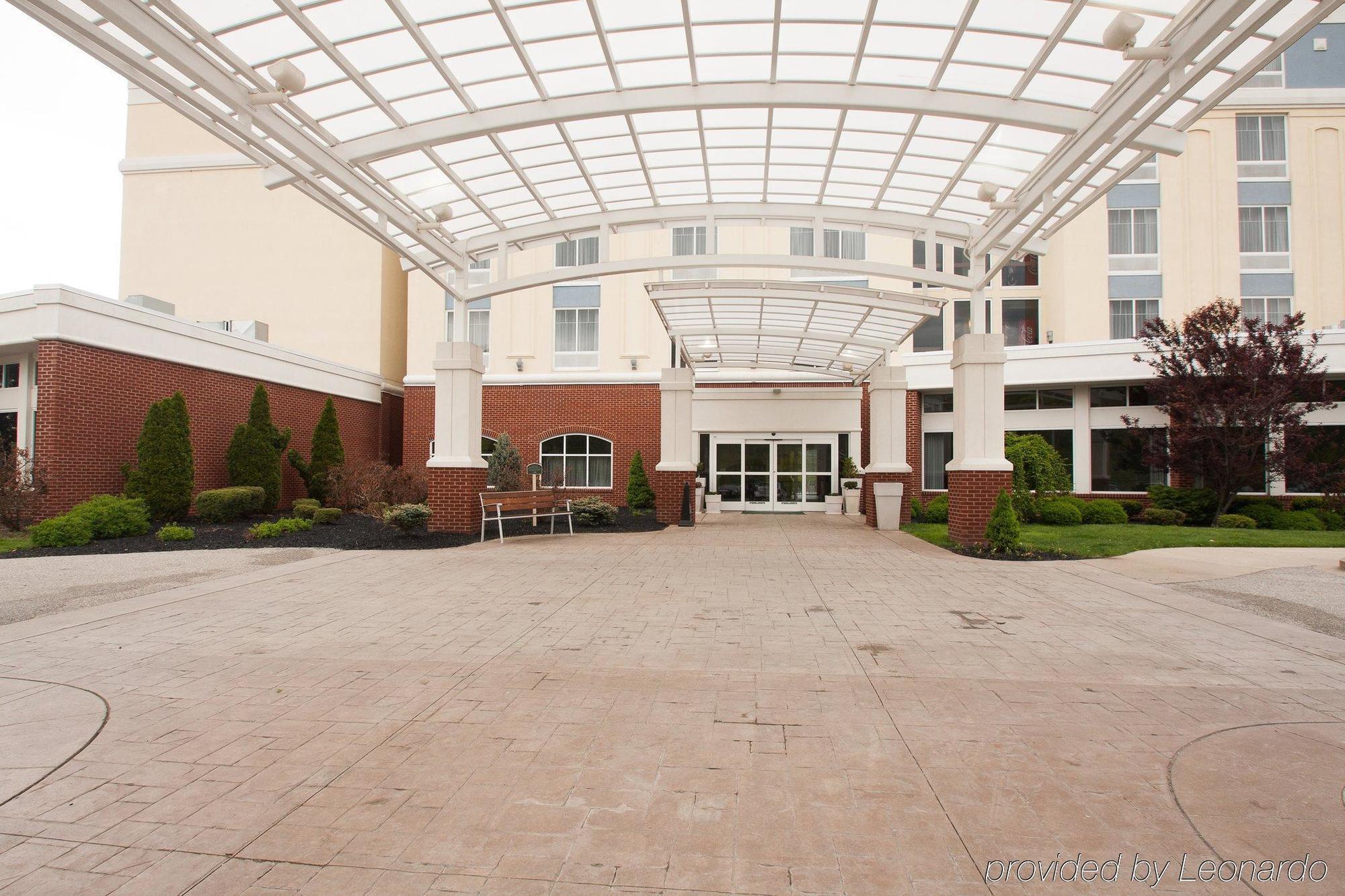 Delta Hotels By Marriott Huntington Mall Barboursville Kültér fotó